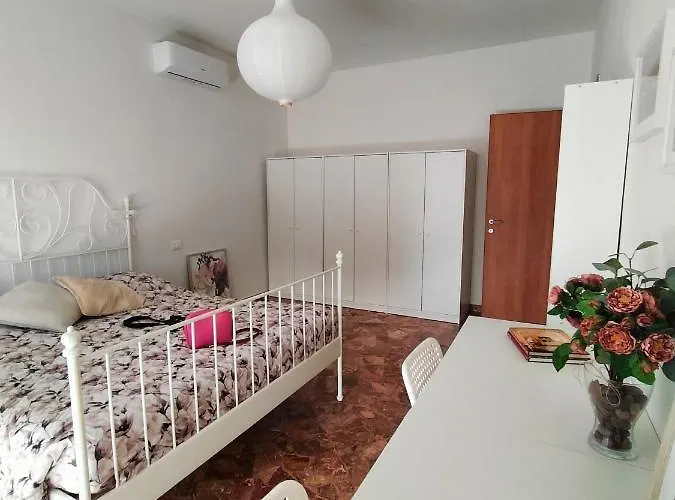 Liz\'S House, Appartamento Super Servito A Firenze